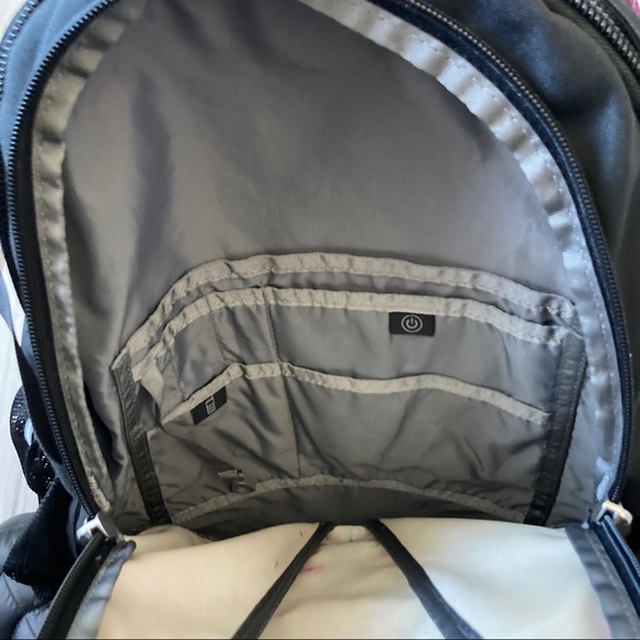 The North Face Wasatch backpack. EUC - Picture 3 of 5